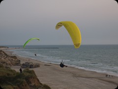 Paraglider am Strand von Løkken, DK