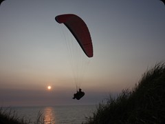 Paraglider am Strand von Løkken, DK