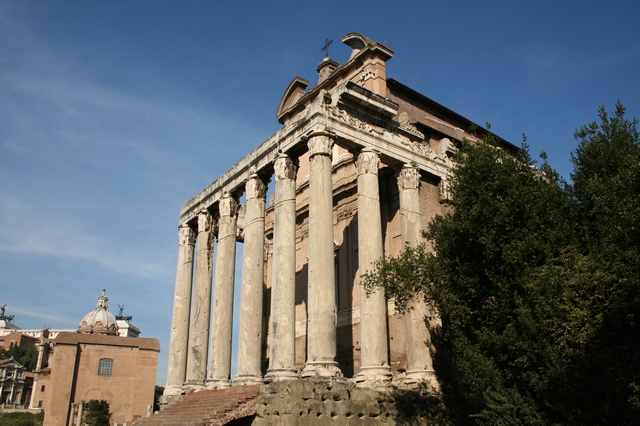 Tempel des Antoninus